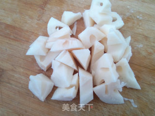 鸭腿煲莲藕的做法步骤：4