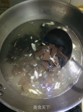 鸭血白菜浓汤的做法步骤：7