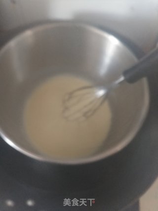 稳定淡奶油打发的做法步骤：2