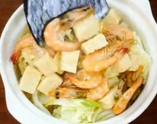 鲜虾豆腐炖白菜的做法步骤：5