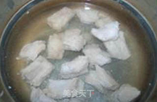 花菜甜玉米排骨汤的做法步骤：7