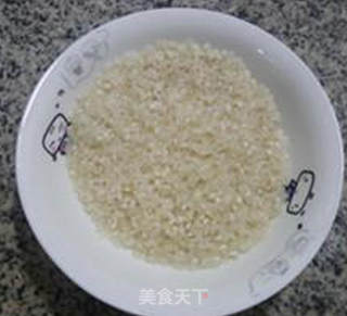 水晶蜜枣大米粥的做法步骤：1