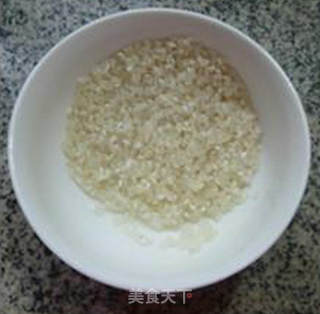 茼蒿肉末大米粥的做法步骤：1