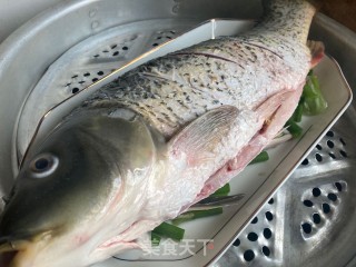 清蒸鲫鱼的做法步骤：6