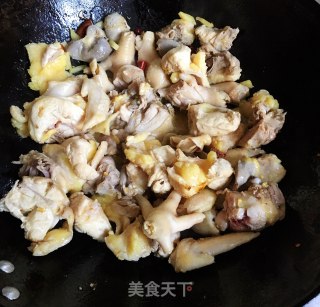 红烧鸡块的做法步骤：1