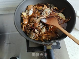 炒螃蟹的做法步骤：7