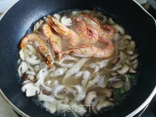 三鲜粉皮汤的做法步骤：8