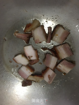 宁夏菜心炒烧肉的做法步骤：6