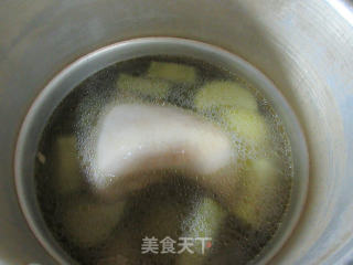 青萝卜鸡腿汤的做法步骤：10