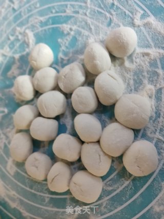 虾仁韭菜三鲜馅饺子的做法步骤：11