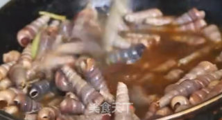 辣炒丁螺的做法步骤：2