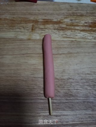 油炸香肠的做法步骤：2