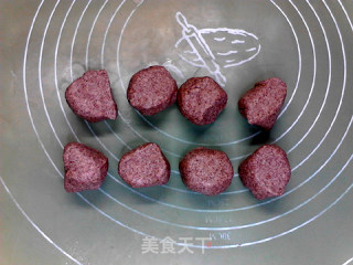 酱腿芝士黑全麦格子华夫饼的做法步骤：4
