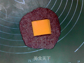 酱腿芝士黑全麦格子华夫饼的做法步骤：7
