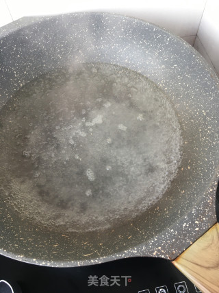 酸萝卜炖鸽子的做法步骤：6