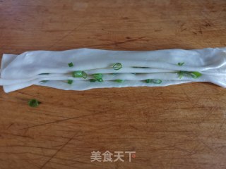 葱花饼的做法步骤：10