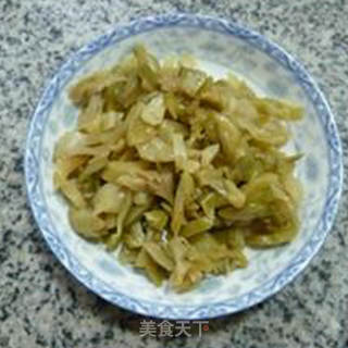 蛋花榨菜丝大米粥的做法步骤：2