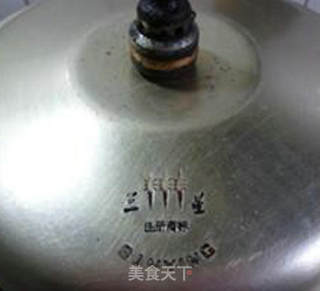 蛋花榨菜丝大米粥的做法步骤：7