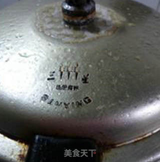 土豆排骨大米粥的做法步骤：8
