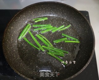能吃一大碗的炸酱面❗️（京味）????下饭肉丁捞面条的做法步骤：4
