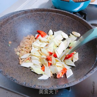 茭白炒肉丝的做法步骤：9