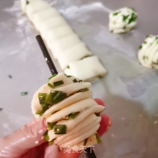 葱花卷的做法步骤：10