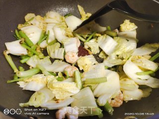 虾仁炒白菜梗的做法步骤：5