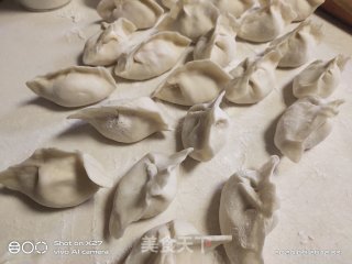 酸菜肉末饺子的做法步骤：8
