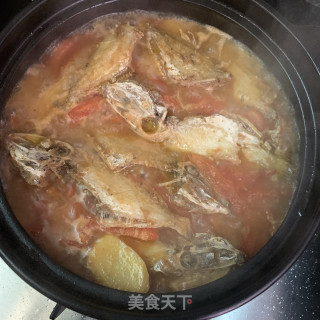 番茄焖剥皮鱼的做法步骤：9