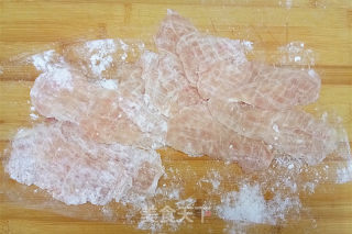 菌菇豆腐肉片汤的做法步骤：4