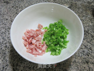 培根青椒鸡蛋饼的做法步骤：4