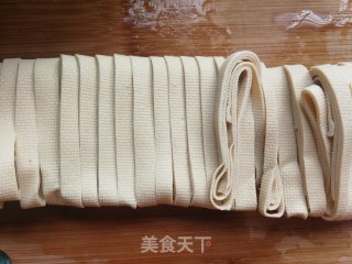 双芽清煮千张的做法步骤：2