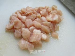 红椒鸡胸肉炒手捏菜的做法步骤：7