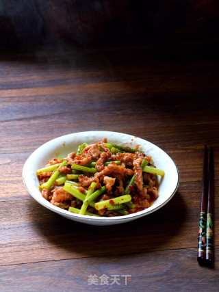 蒜苔炒肉的做法步骤：10