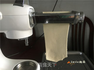 自制劲道好吃的碱水面的做法步骤：7