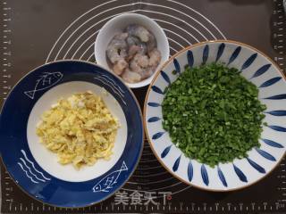 韭菜鸡蛋虾仁饺子的做法步骤：2