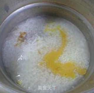糖桂花鸡蛋大米粥的做法步骤：9