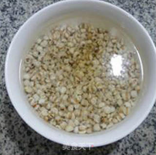 薏米仁蔓越莓大米粥的做法步骤：1