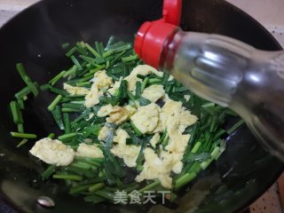 韭菜炒鸡蛋的做法步骤：9