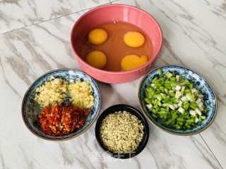 火麻仁剁椒炒鸡蛋的做法步骤：1