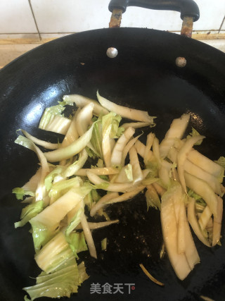 清炒圆白菜的做法步骤：3