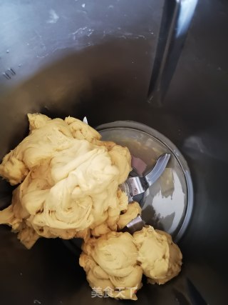 蔓越莓南瓜小餐包的做法步骤：4