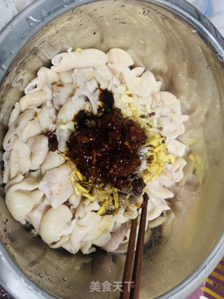粉蒸肥肠的做法步骤：2