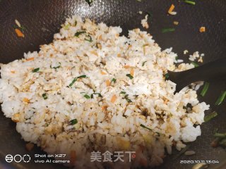 胡萝卜鸡蛋炒饭的做法步骤：6