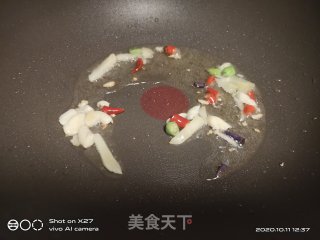莴笋烧鸡肉的做法步骤：2