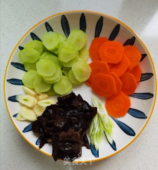 小炒百合的做法步骤：5