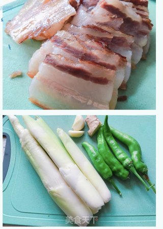 腊肉炒高笋的做法步骤：1