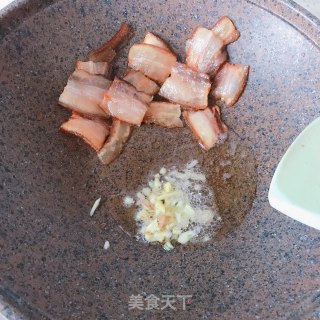 腊肉炒高笋的做法步骤：4