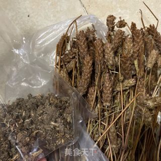 通乳散结 乳腺增生结节 巧用1汤“夏枯草+猪肉”+1方的做法步骤：1