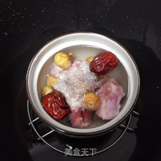 无花果猪骨汤的做法步骤：3